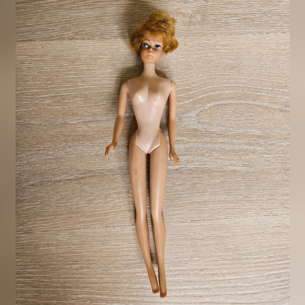 VINTAGE 1962 Mattel Midge Bubble Cut Barbie Doll